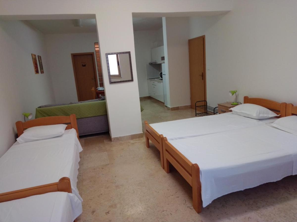 Apartman Sendi Пула Экстерьер фото